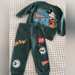Disney Mickey sweatsuit sweatshirt jogger set